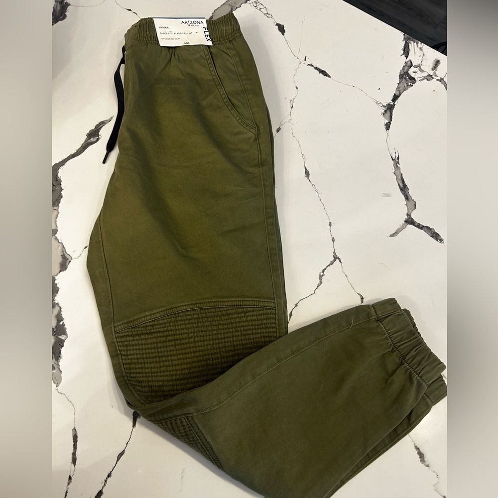 Arizona Jean Company Olive Joggers for Men Small NWT